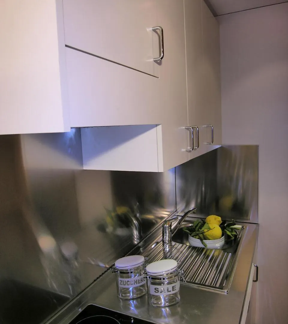 Residence Borgonuovo Uno Apartments Milan