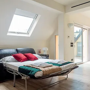 Apartment The Rent - Attic With Terrace In Downtown, Milan