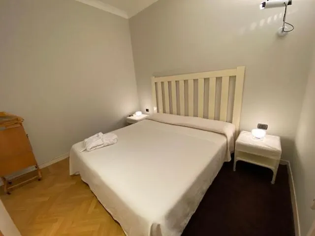Residence Borgonuovo Uno Apartments Milan Italy