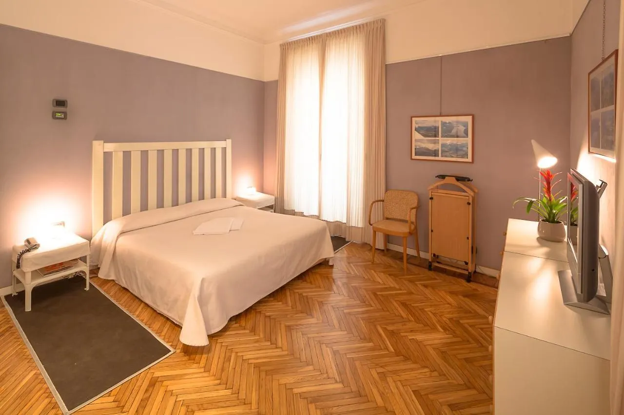Residence Borgonuovo Uno Apartments Milan