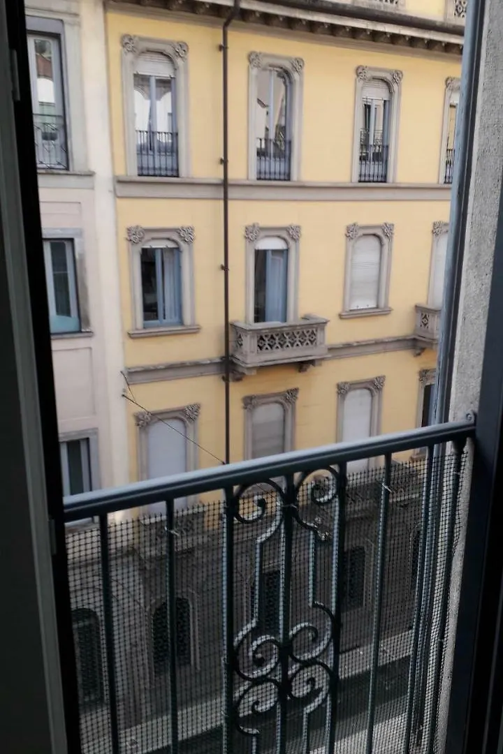 Residence Borgonuovo Uno Apartments Milan